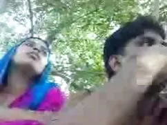 ব্লজব স্বামী ও কলেজে ...