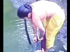 ক্যান্ডি থেকে কলেজের ...