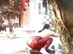 বড় মুখ দিয়ে রোবট শ ...