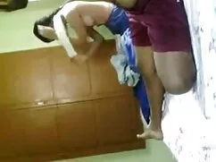 স্বামী ও স্ত্রী মুনম ...