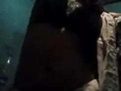 বিরক্তিকর মেয়ে, বাং ...