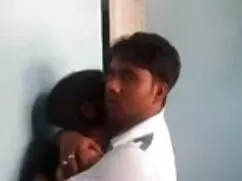 সুন্দরী বালিকা হার্ড ...
