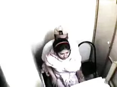 মেয়েদের সানি লিওন চ ...